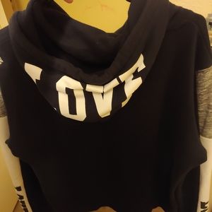 Women's XL Reflex Love is out there hoodie